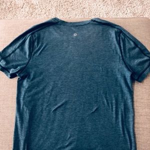 Men’s Lulu Lemon Blue Cotton Crew Neck Size S